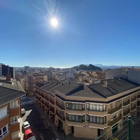 Apartment Manresa, Near Train To Barcelona